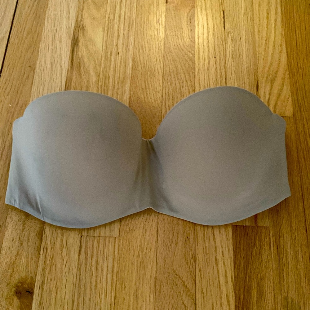 Strapless bra